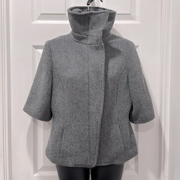 MaxMara Funnel Neck Short Sleeved Wool/Cashmere Blend Jacket - Picture 1 of 13